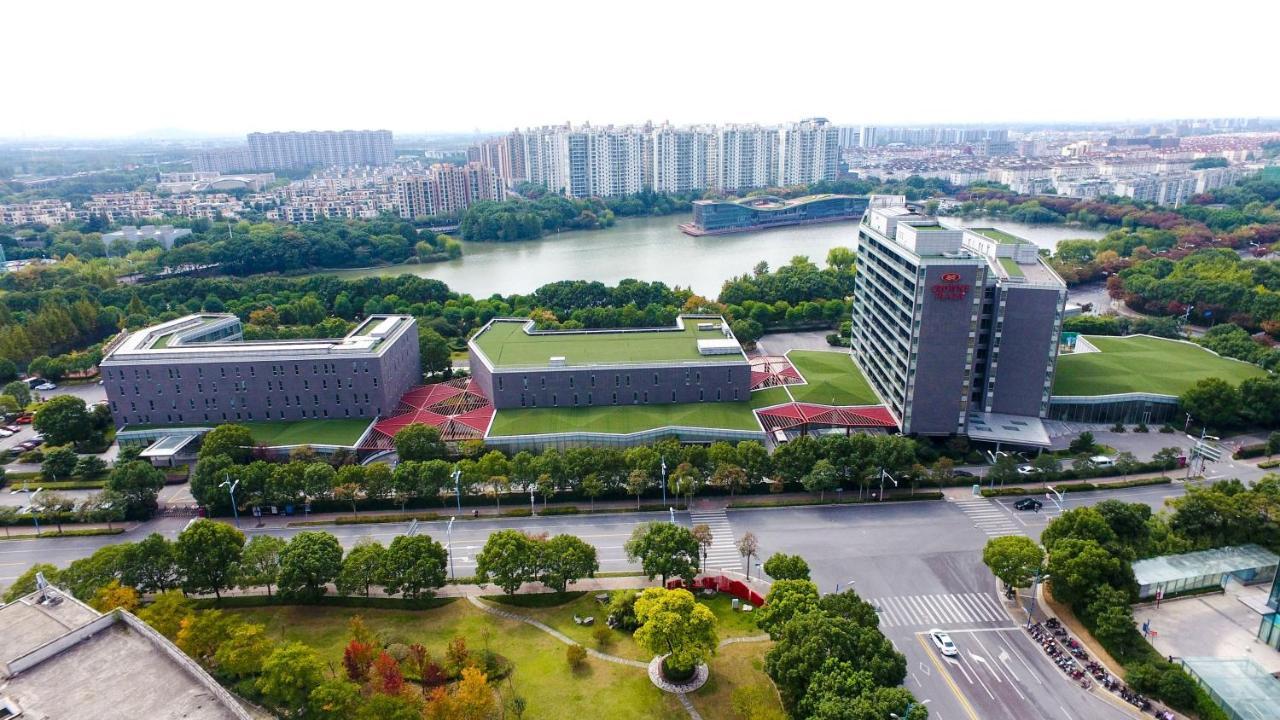 Crowne Plaza Shanghai Xiayang Lake, an IHG Hotel Qingpu Bagian luar foto