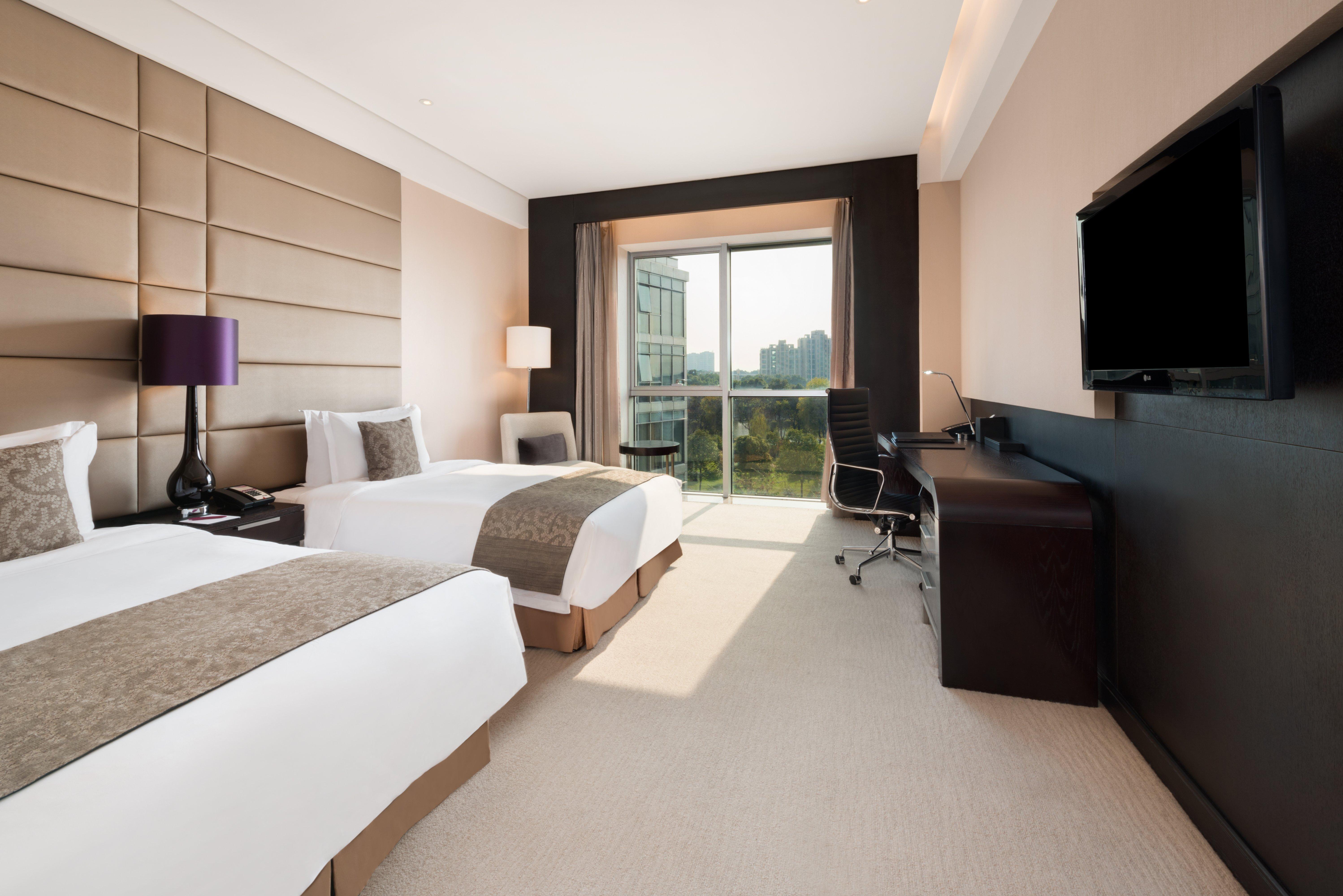 Crowne Plaza Shanghai Xiayang Lake, an IHG Hotel Qingpu Bagian luar foto
