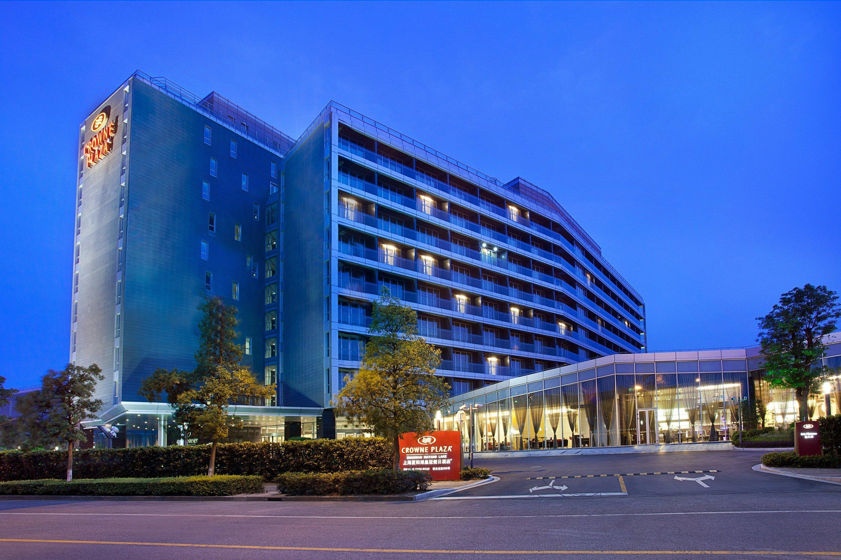Crowne Plaza Shanghai Xiayang Lake, an IHG Hotel Qingpu Bagian luar foto